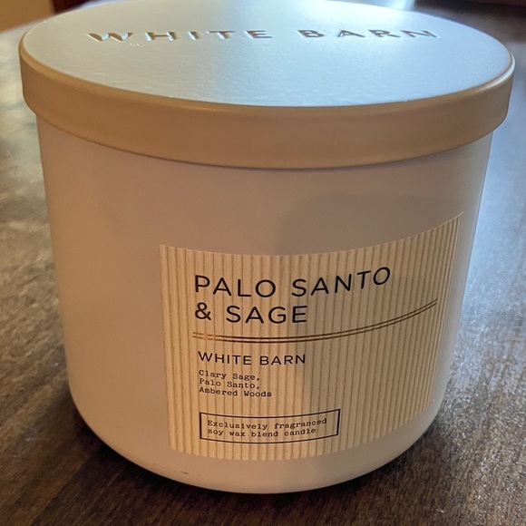 White Barn Cream Candle - Palo Santo & Sage - Picture 5 of 5